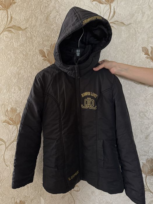 Женская черная куртка