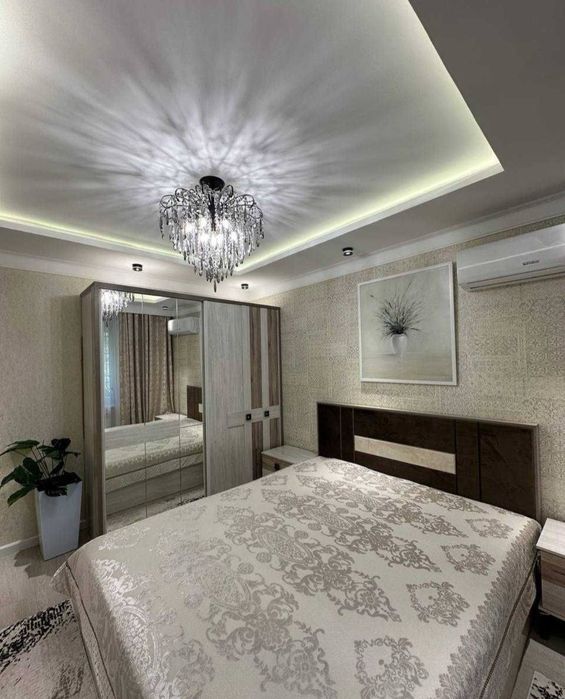 Продам 5-ти ком. 3-этаж 110м2 кирпич 77-серия на Ц-6 , пожарка