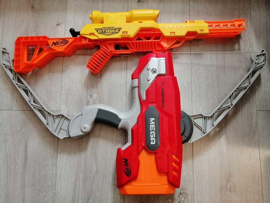Pachet Blaster Nerf: Mega Thunderbow + Alpha Strike Wolf LR-1