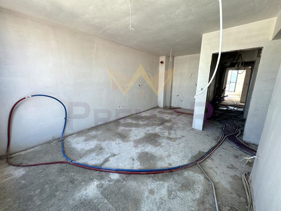 Продава се Тристаен апартамент в София, Полигона - 103 кв.м за 1738 €/кв.м - Снимка #1