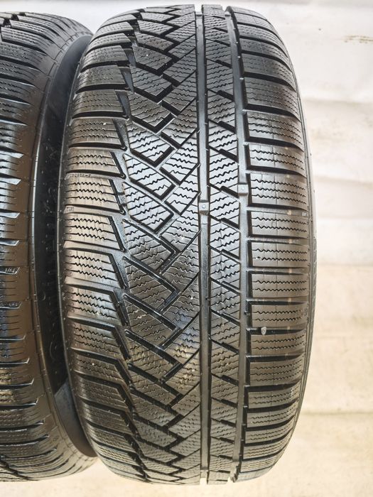 Anvelope 235/50/19 iarna Continental