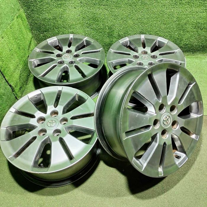 Продам Оригинальный диски от Toyota R17 7 JJ PSD 5/114,3 ET45 ЦО 60,1