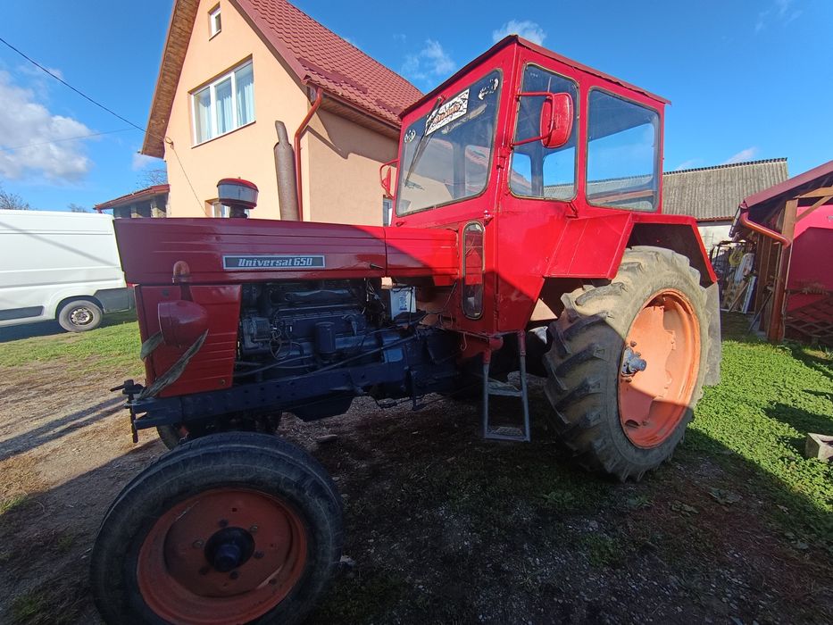 Tractor u650 + plug