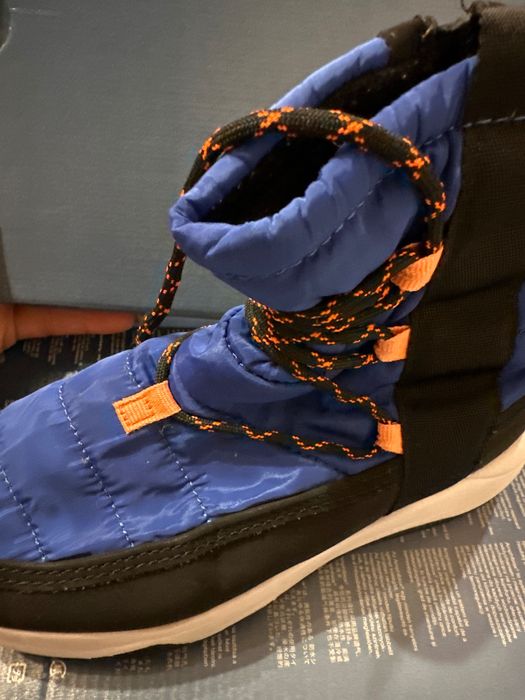 Детски боти Reserved