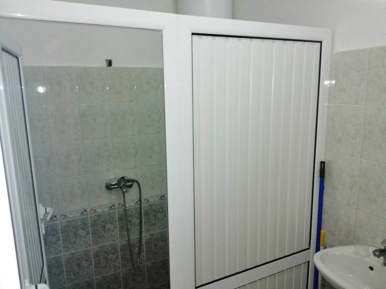 Продава се Магазин в Търговище, Вароша - 165 кв.м за 1360 €/кв.м - Снимка #2