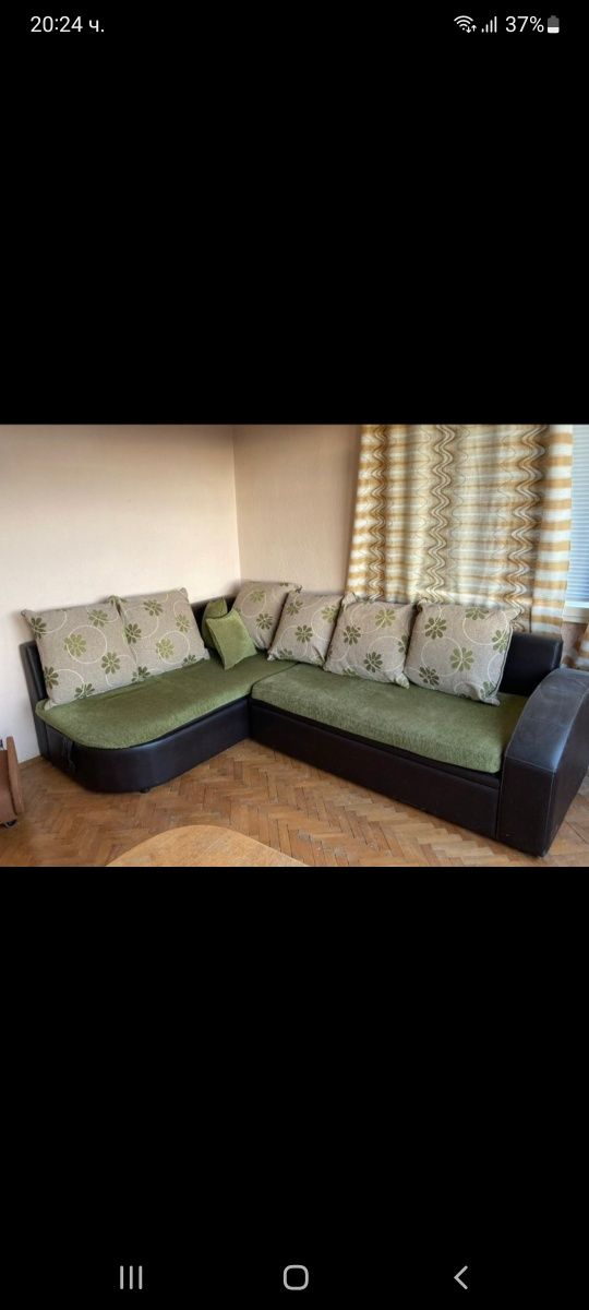 Разтегателен ъглов диван, употребяван