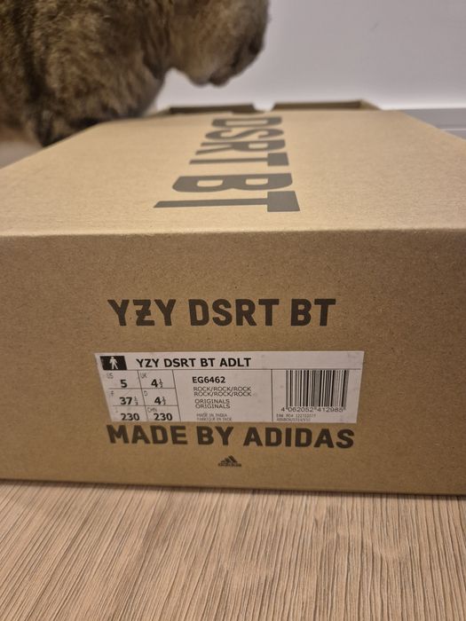 Yeezy dsrt bt rock 37 ⅓