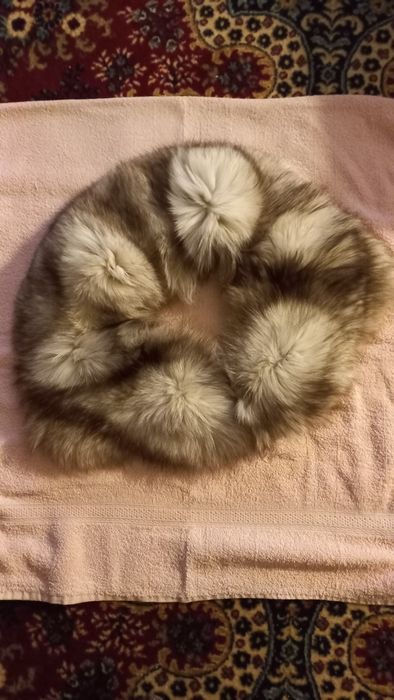 Песцовый роскошный воротник на пальто