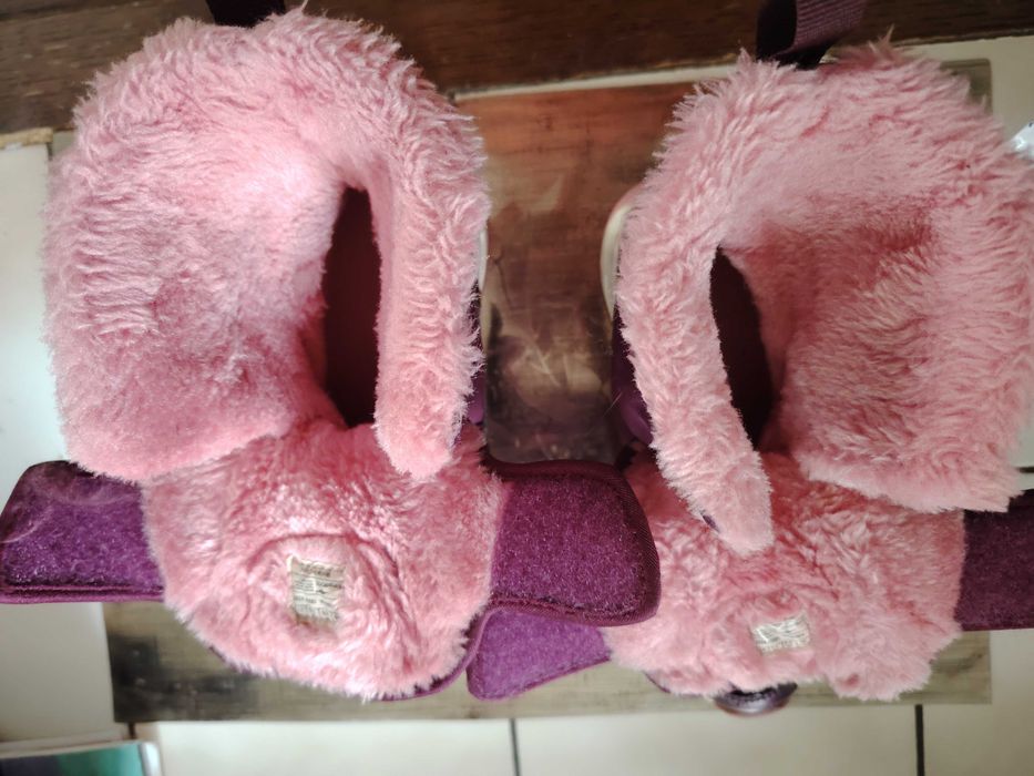 Два чифта детски ботуши/апрески 35 номер