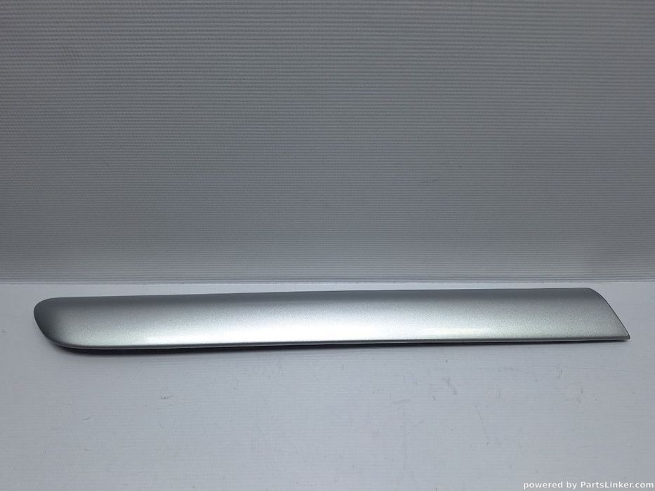 Bandou aripa dreapta spate VOLKSWAGEN GOLF V (1K1) [ 2003 - 2009 ] OEM 1K3853536A