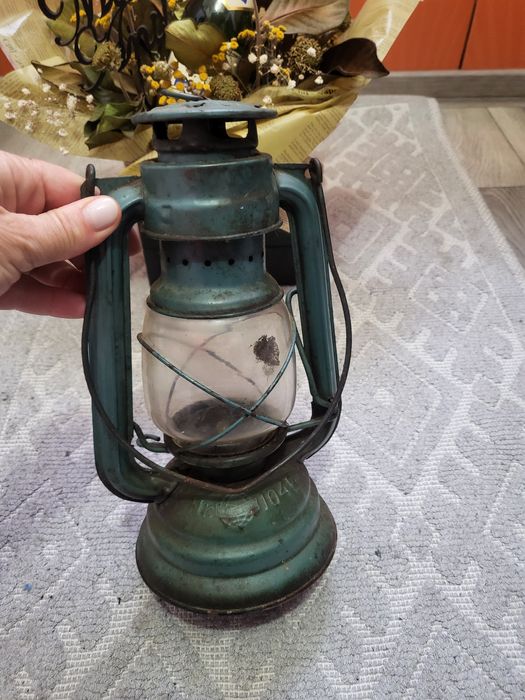 Vand lampa pe petrol