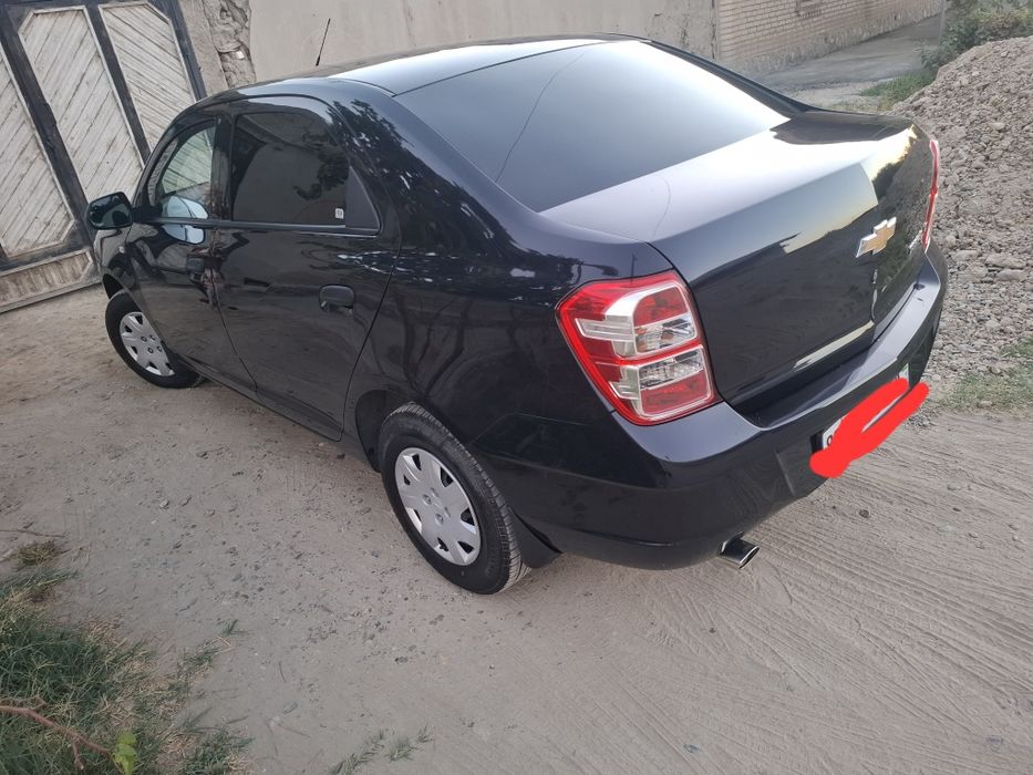 Cobalt 2023 yil 2 p yurgani 15000 benzinda xamma joyi radnoy
