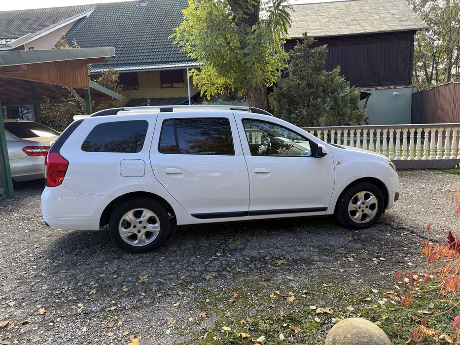 Dacia 2014 - BREAK - tva deductibil - pilot / piele / navi / parktroni