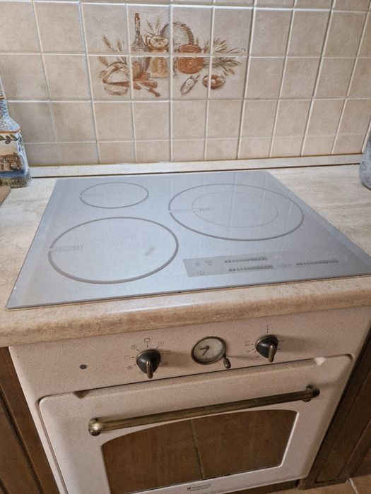 Plita pe inductie  Electrolux bej