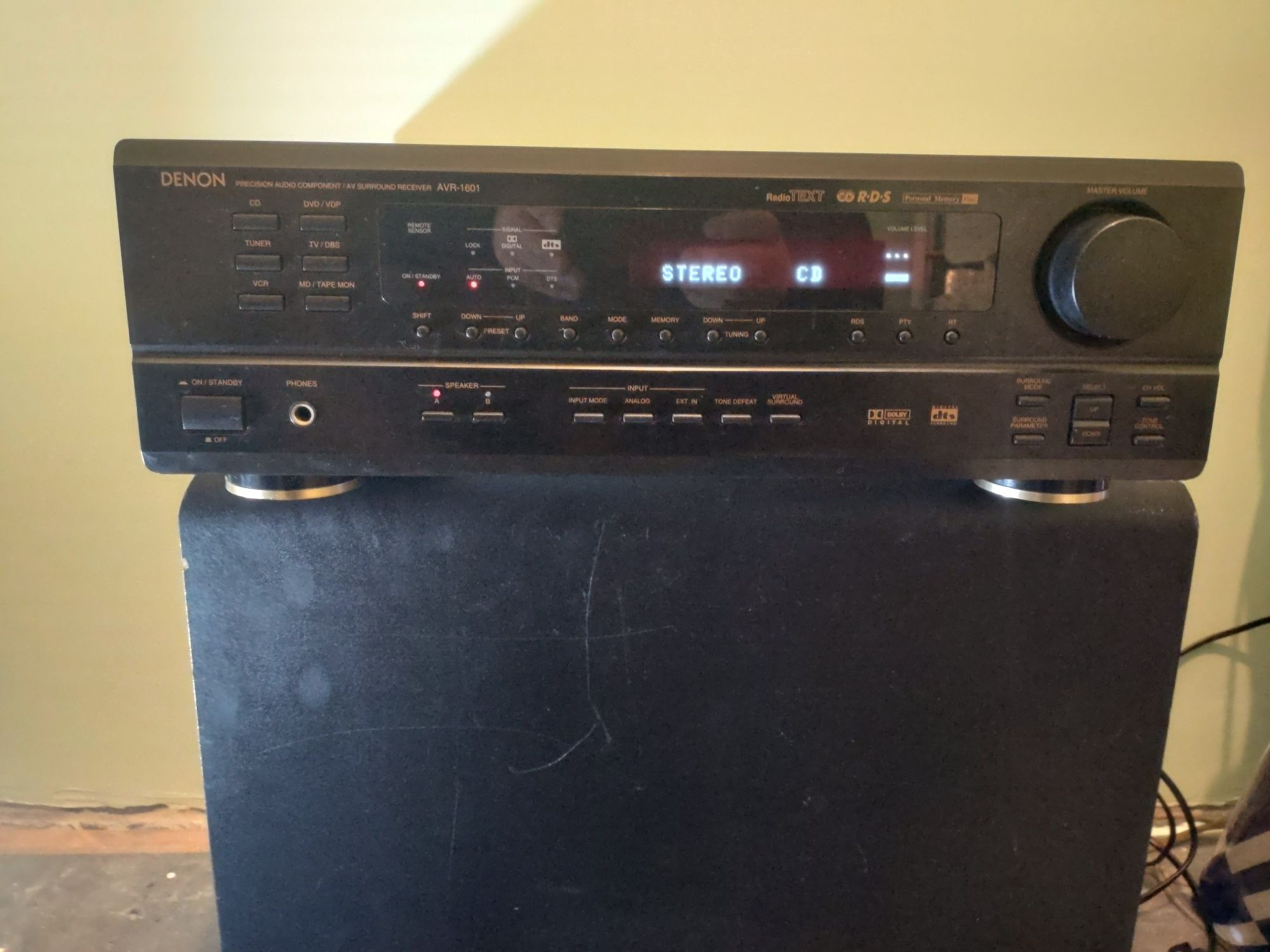 Denon avr 1601 resiiver