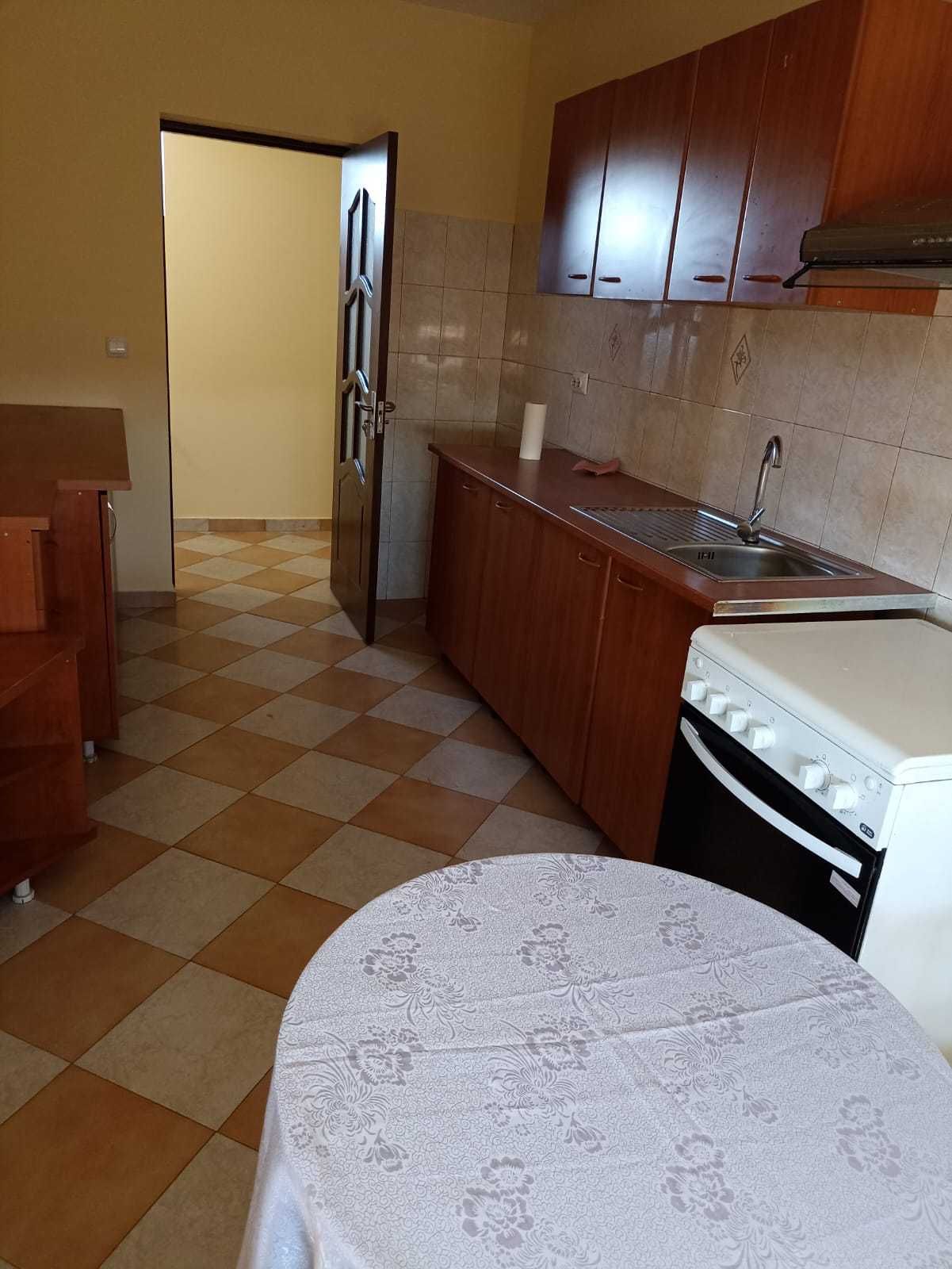 Apartament 2 camere- Cartier 23 august
