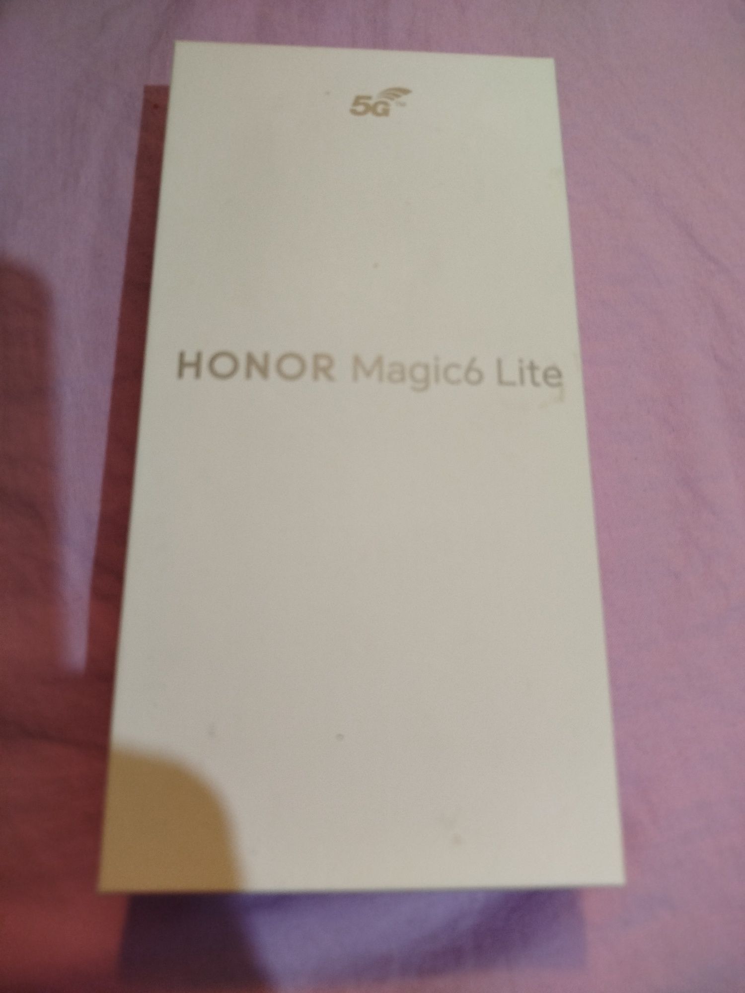 Телефон HONOR  256 гб. Със гаранция