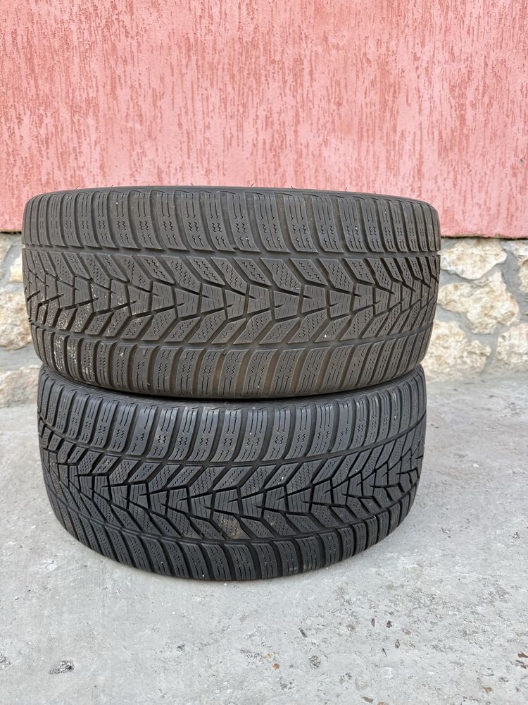 225/35 R19 Hankook