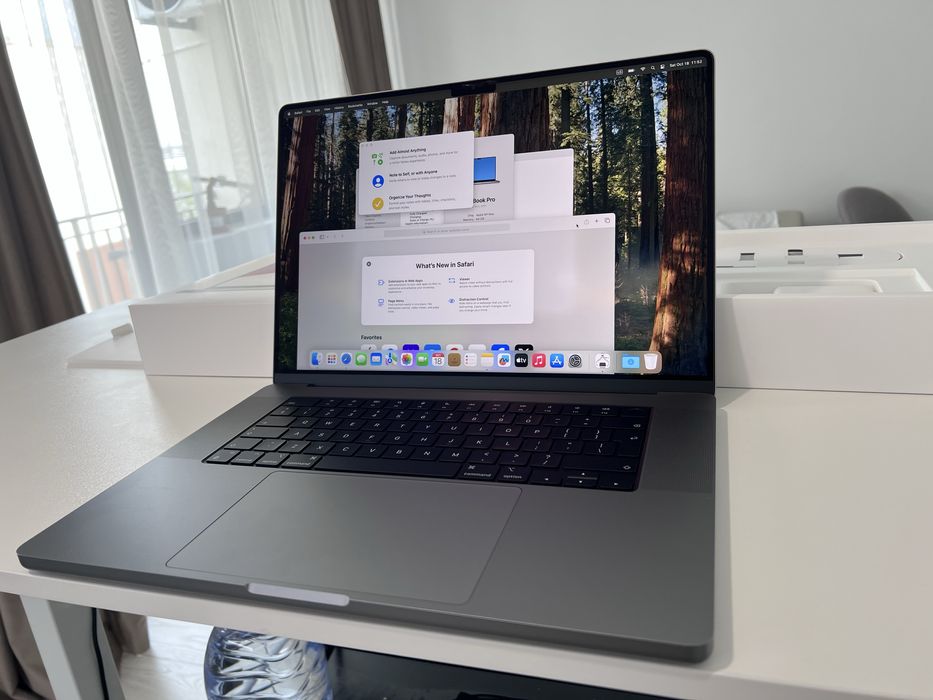 Macbook Pro 16, M1 Max, 1 Tera, 64 GB, Baterie 100% Nou 28 cicluri
