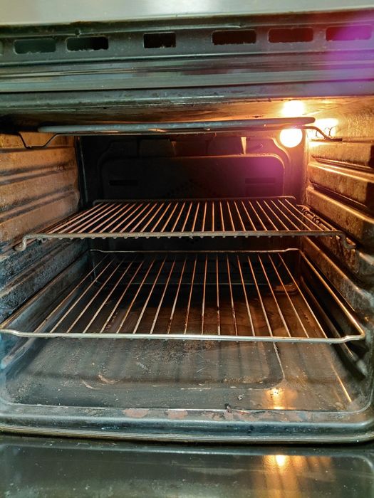 Продавам фурна за вграждане Beko