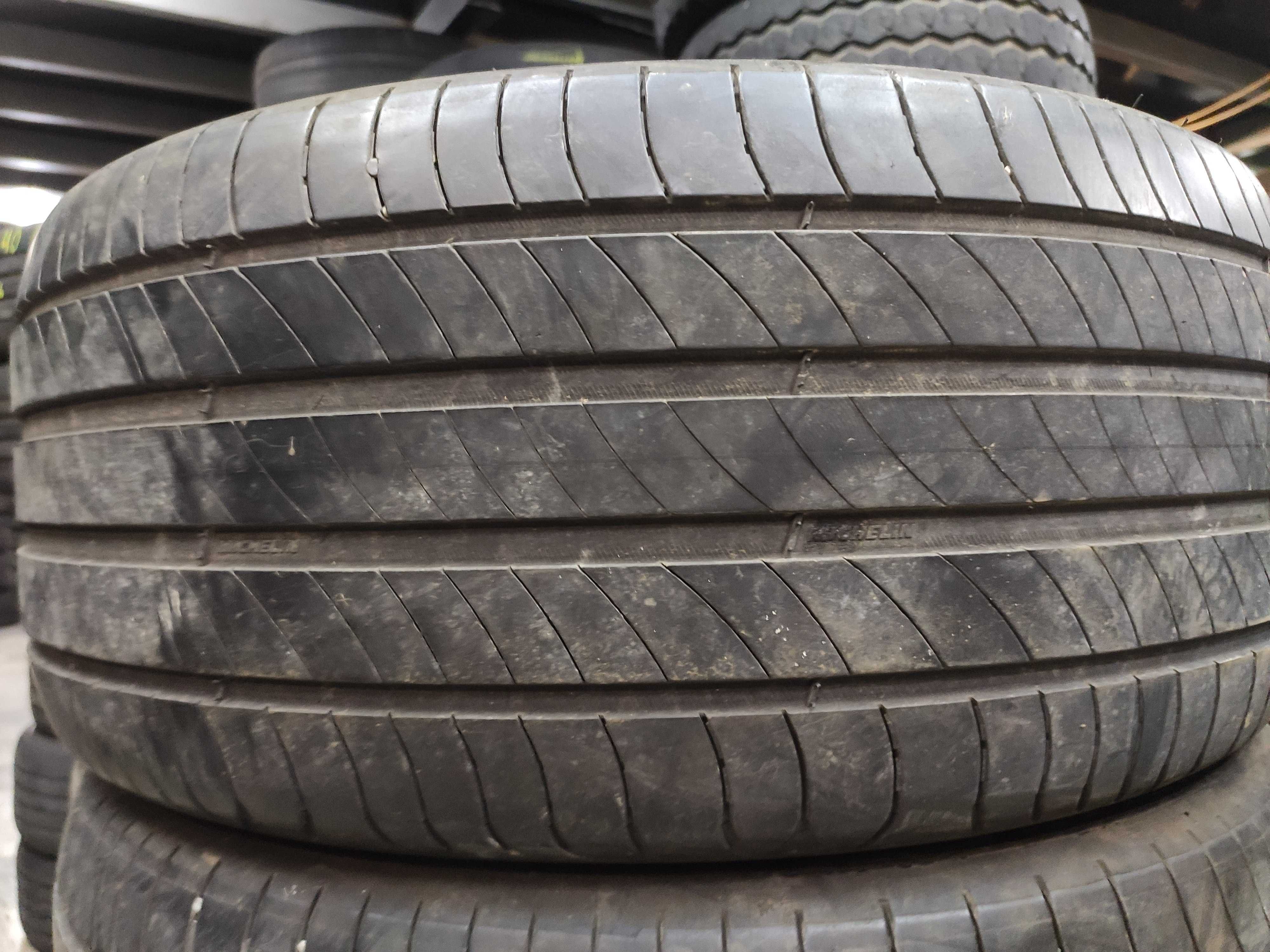 4бр Летни гуми 235 40 18 - Michelin