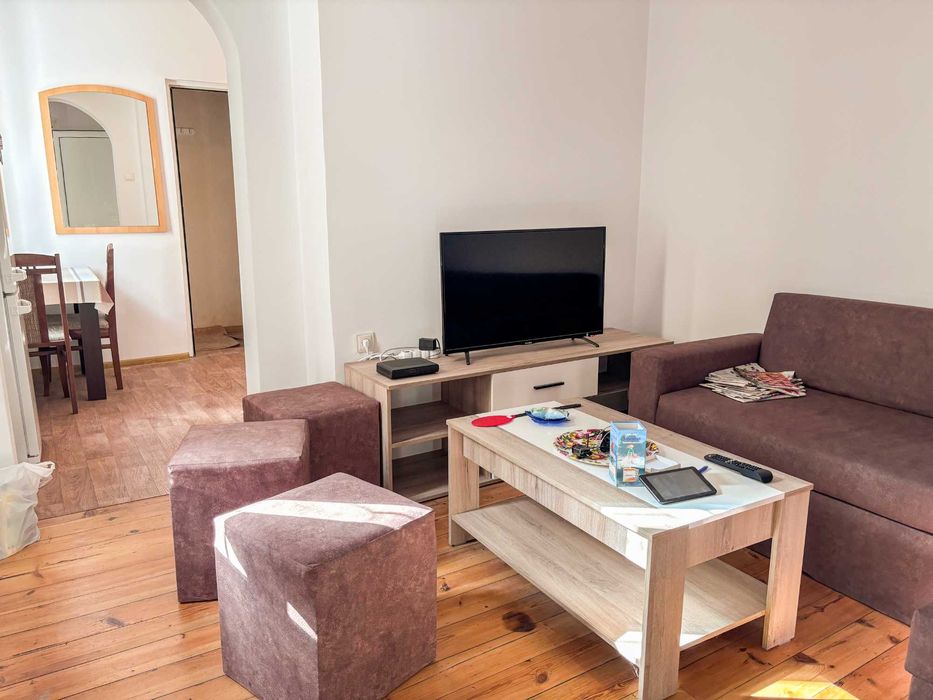 Продава се Тристаен апартамент в София, Оборище - 80 кв.м за 10 €/кв.м - Снимка #2