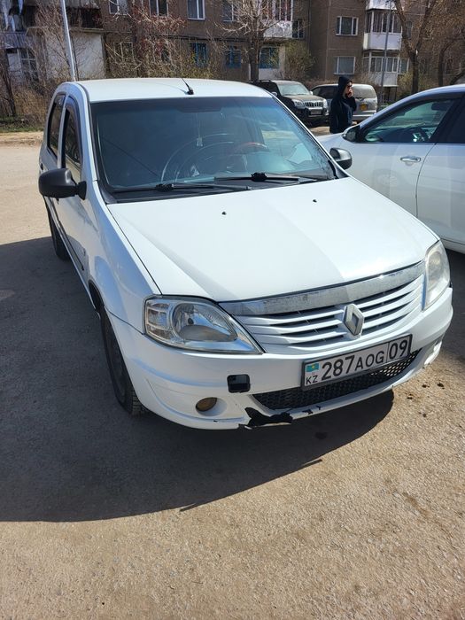 Продам машину Renault logan