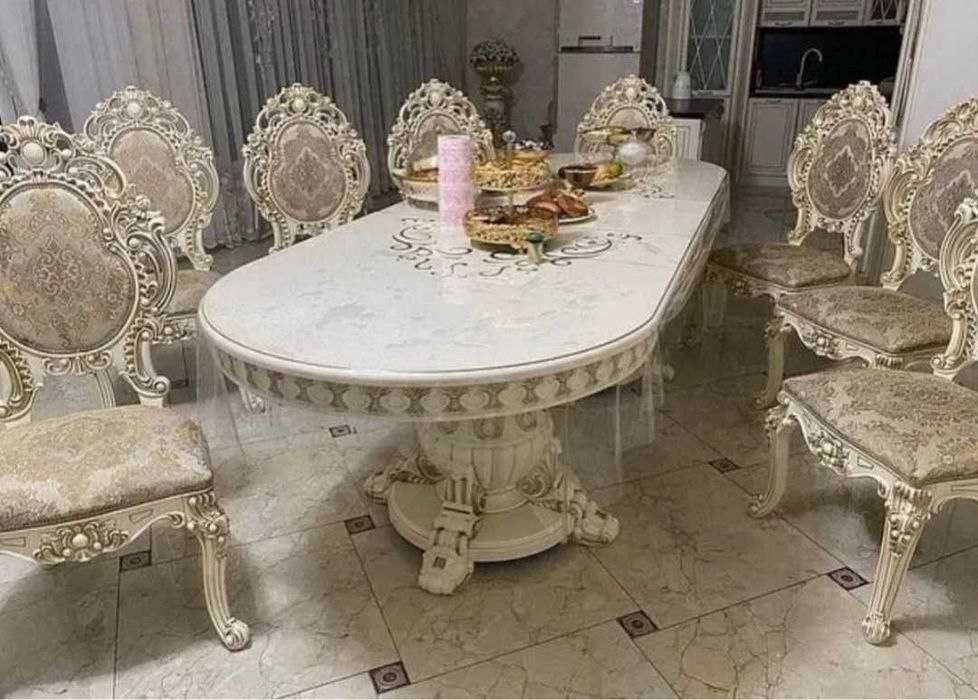 стол и стулья италья