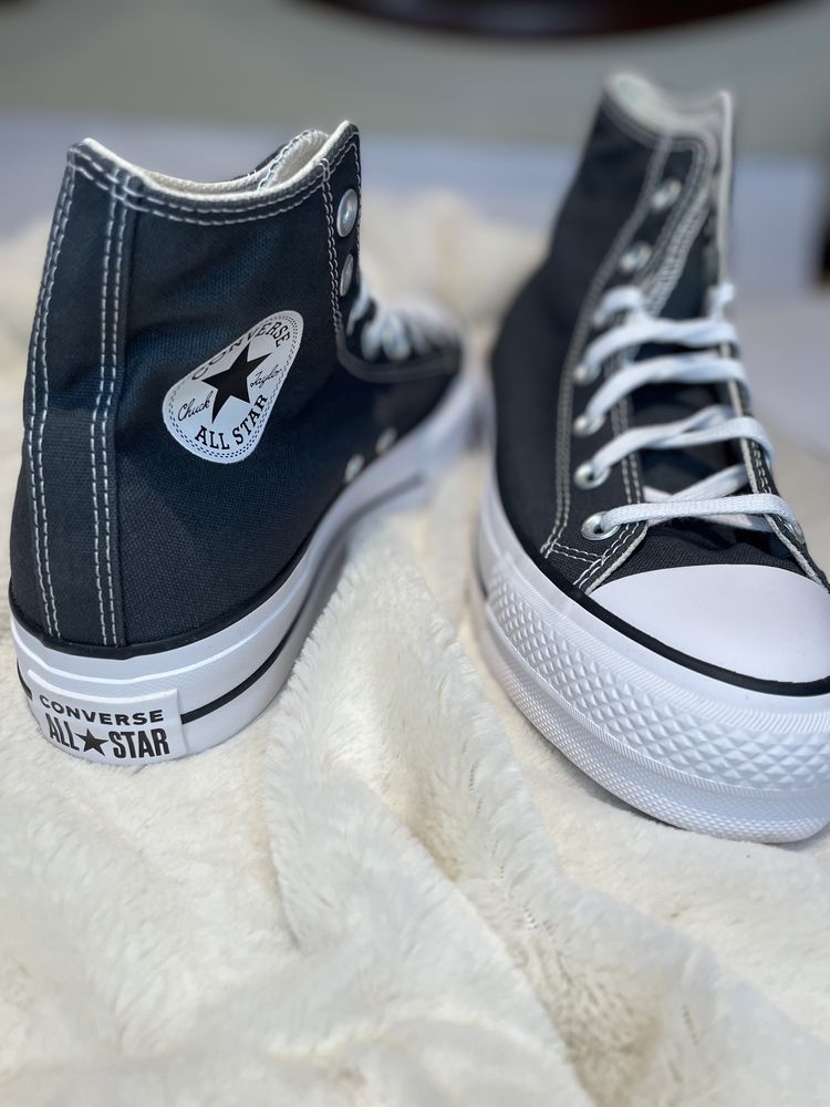 Converse. Marime 39