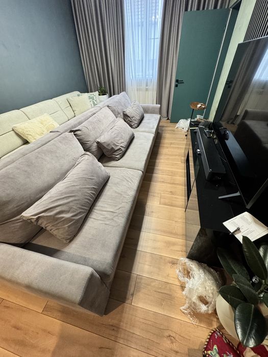 Продам диван 3,4 м. С ящиками для хранения.