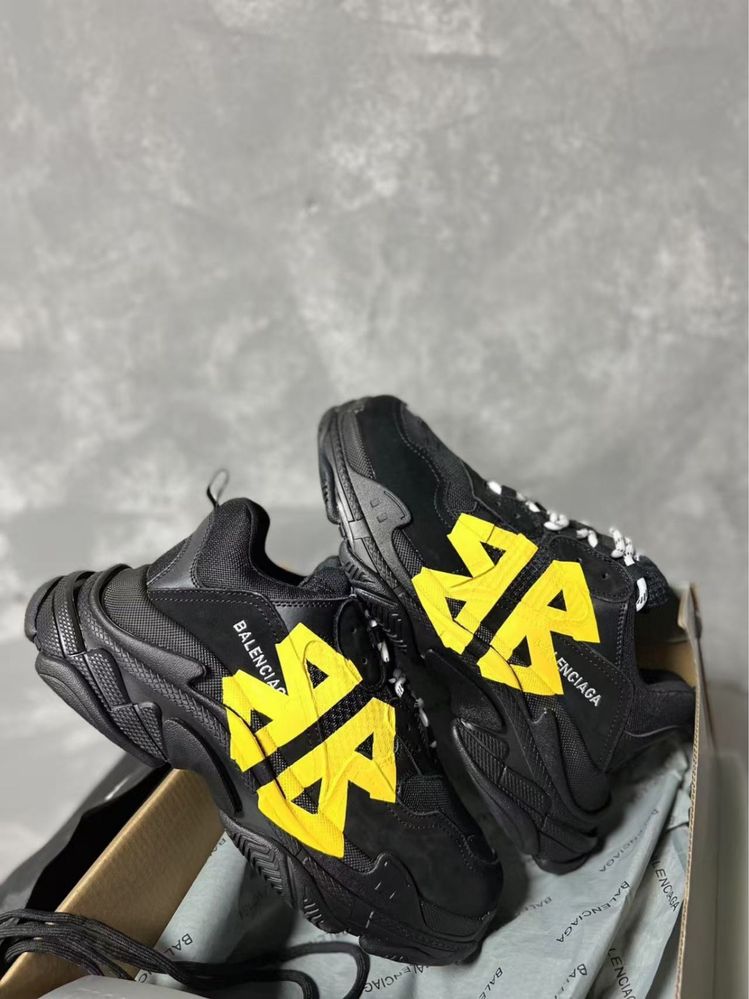 Balenciaga Triple S
