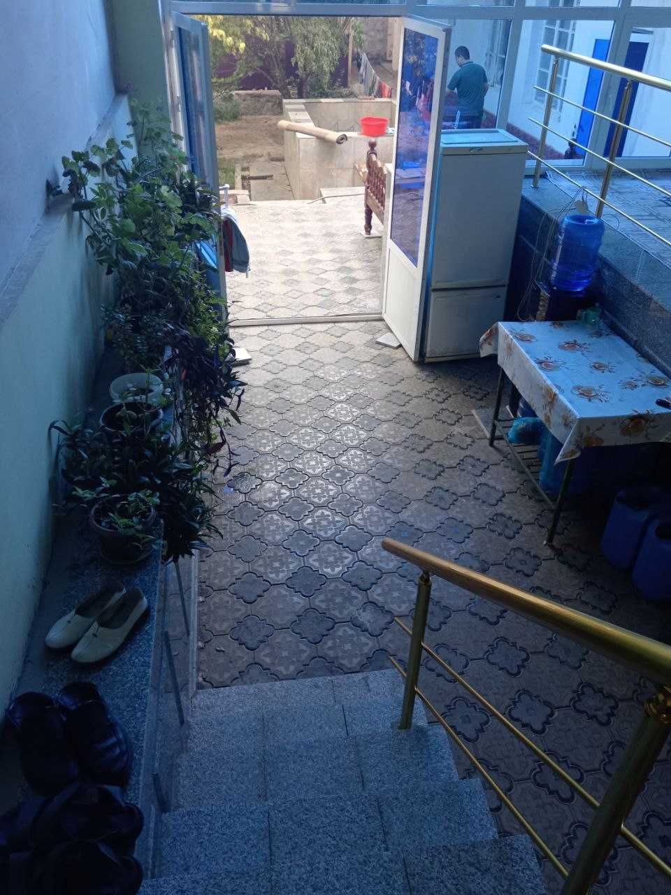 Umid qo'rg'onida hovli sotiladi