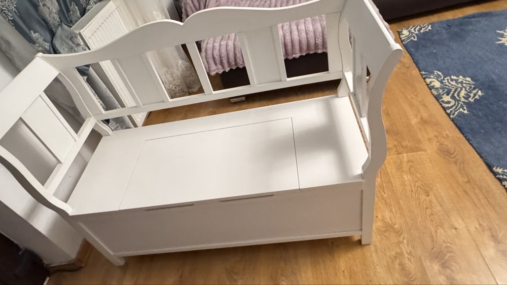 Vand mobila bucatarie/masa/scaune/living