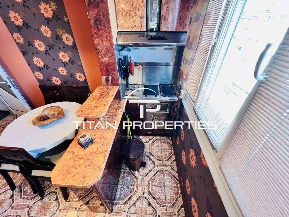 Дава се под наем Двустаен апартамент в Бургас, Братя Миладинови - 62 кв.м за 433.5 € - Снимка #3