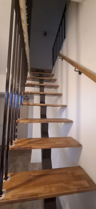 Scări metalice pentru interior și exterior