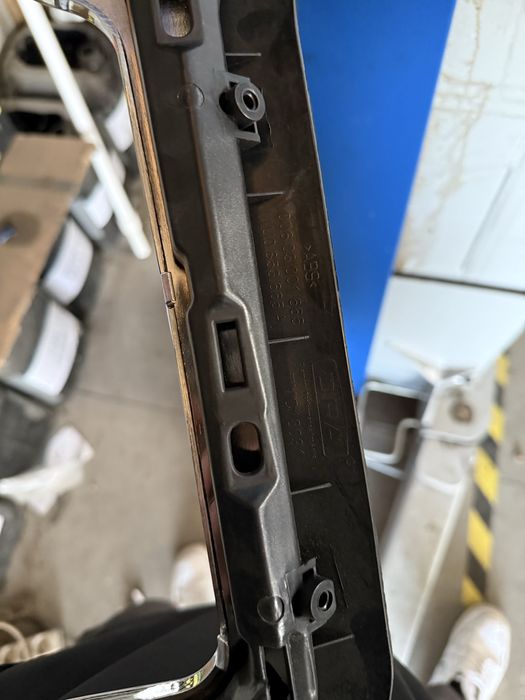 Grila fata skoda octavia 1u0853665a