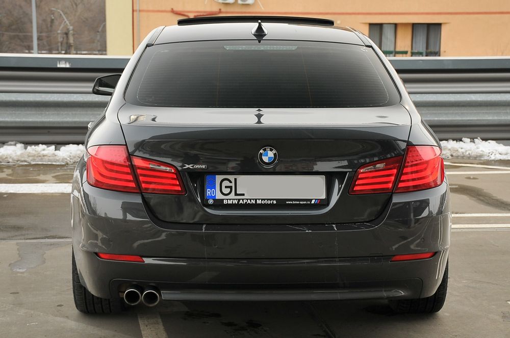 BMW 530 XDRIVE  2012