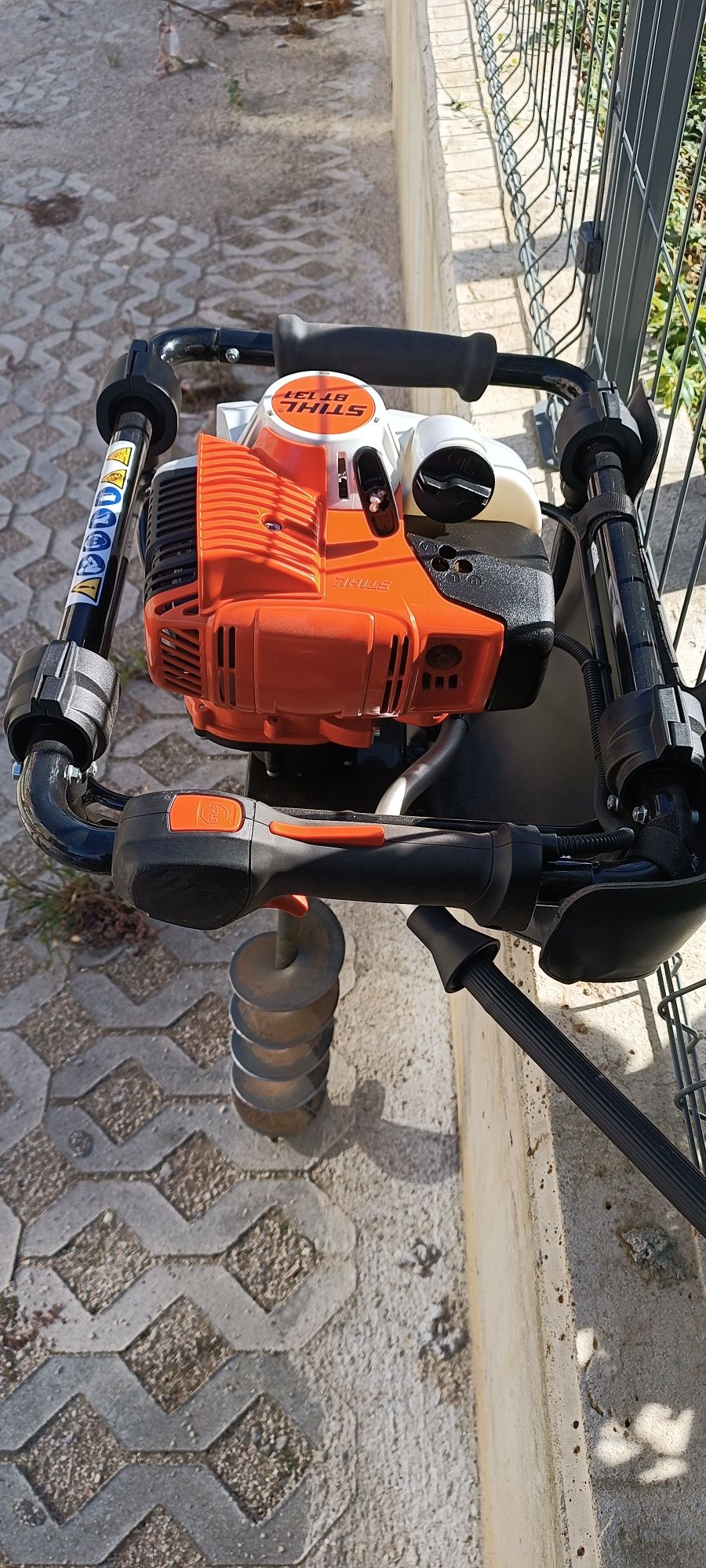 Бензинов свредел stihl