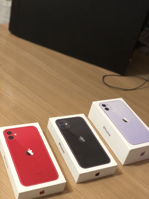 Коробки от телефонов Iphone.11-е серии 2 шт 64 гб.1 шт 256гб