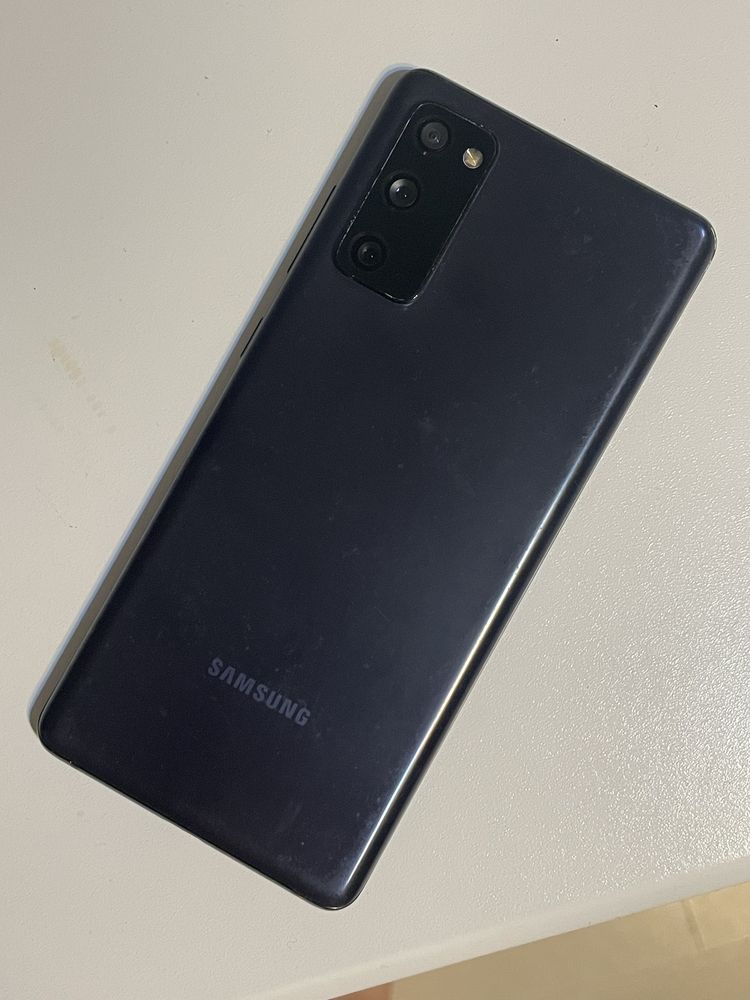 Samsung S20 FE - 550 lei -