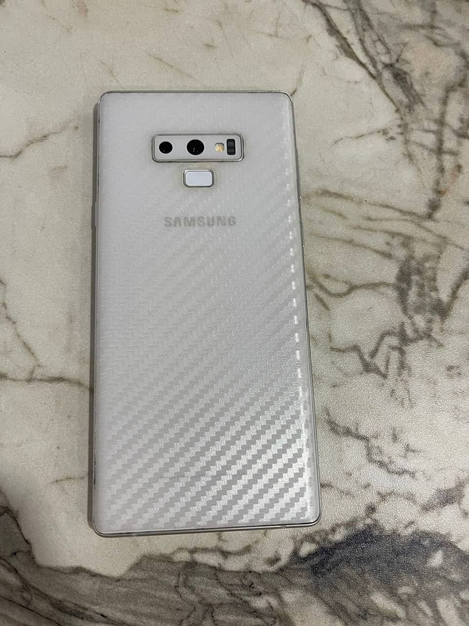 Samsung Galaxy Note 9  holati yaxshi