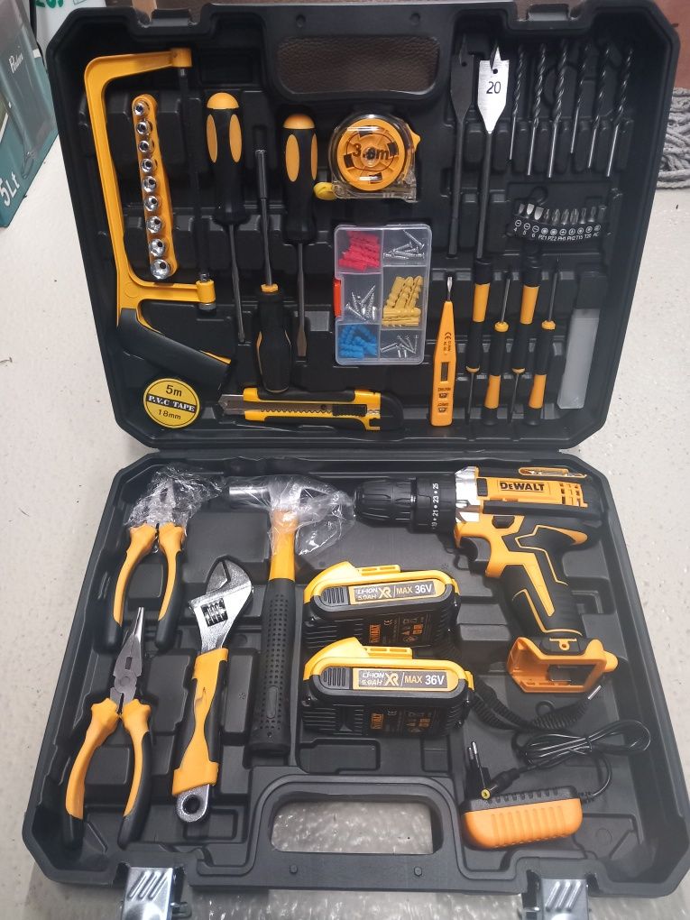 Autofiletanta Dewalt 36v și 5ah cu 2 acumulatori și 45 de accesorii