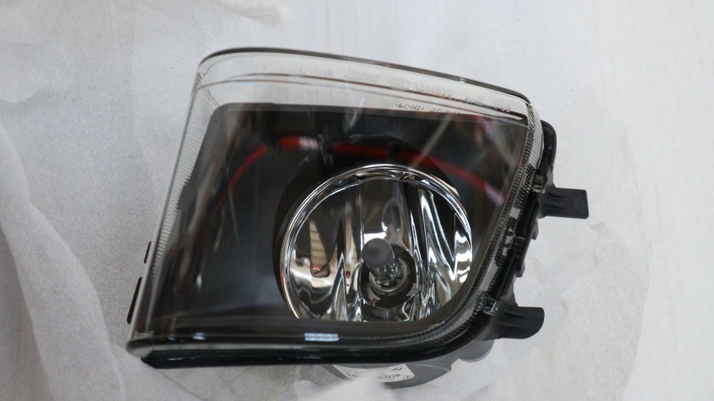 Чисто нов оригинален ляв халоген за БМВ Ф01 Ф02