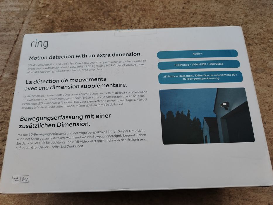 Cameră de supraveghere Ring Floodlight Cam Pro cu fir, video HDR, Wi-F