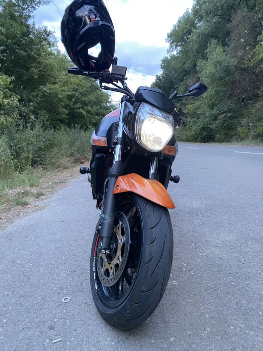 Suzuki GSR 600 2010