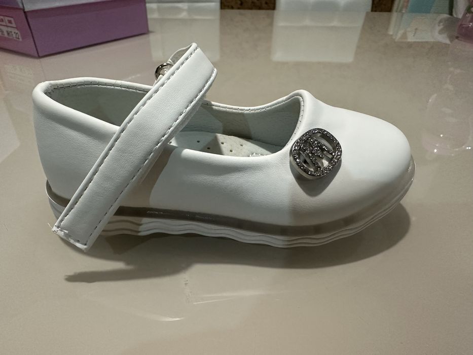 Детски Обувки - 22 номер за момиче