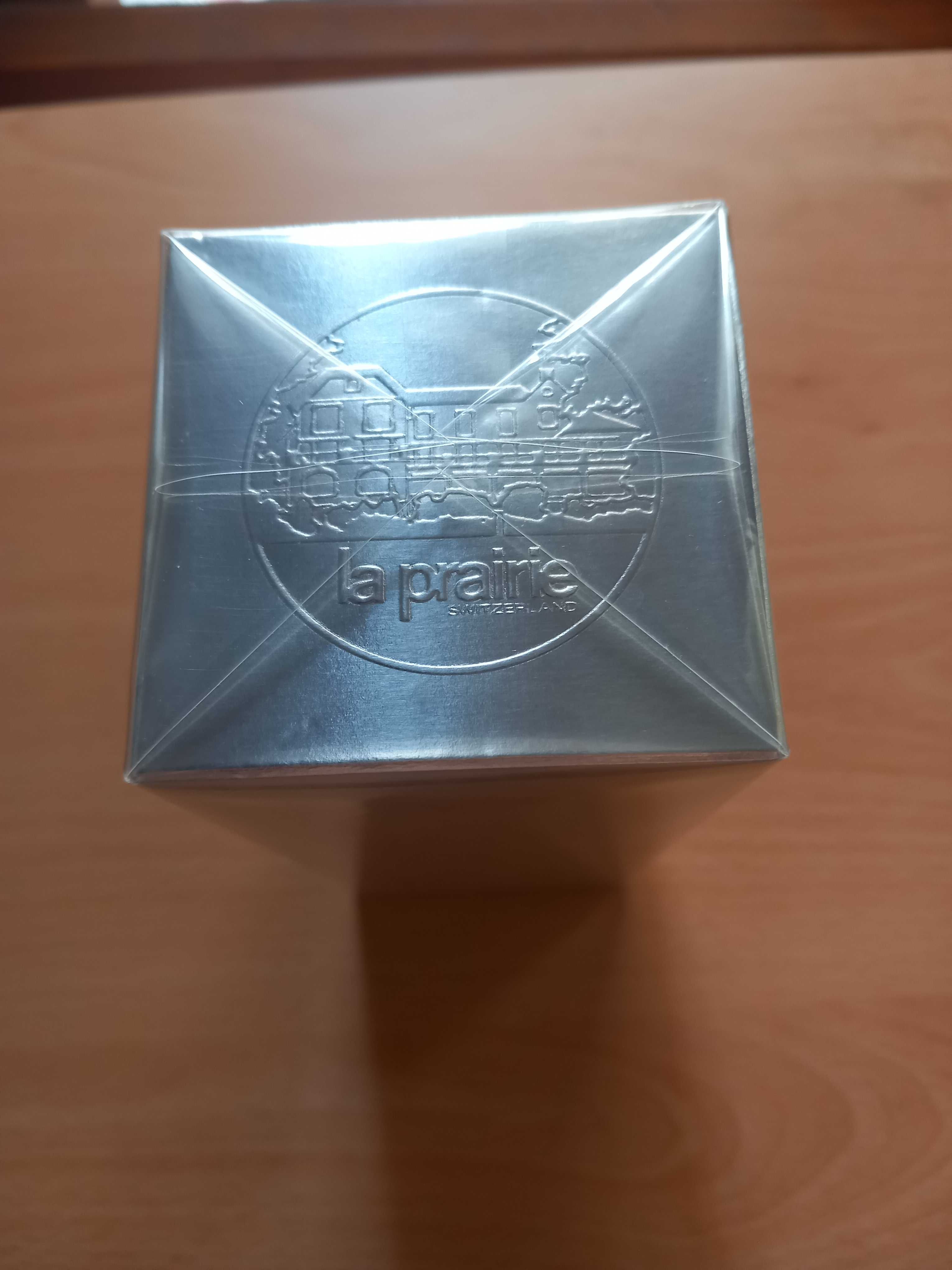 La Prairie White Caviar Illuminating Pearl Infusion