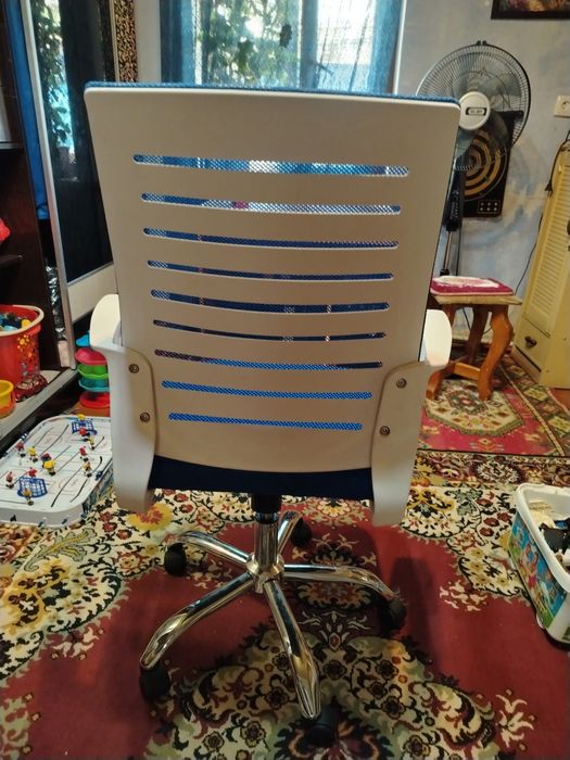 Компьютерное кресло