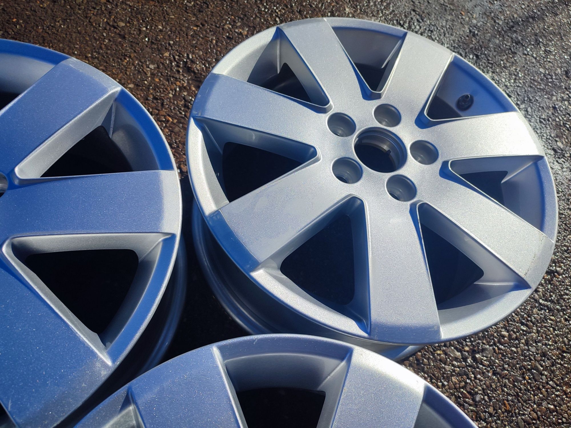 16" оригинални алуминиеви джанти за Ford Mondeo, Focus...