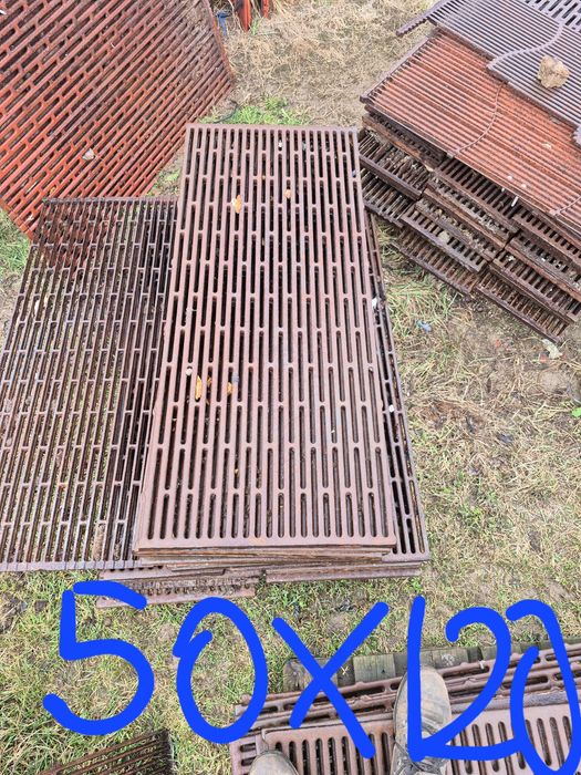 Gratar fonta. Pardoseala porci-animale.